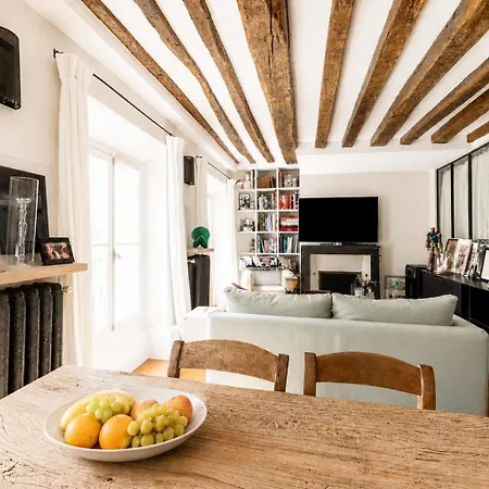 Haussmannian Flat - Saint-germain & Invalides *
